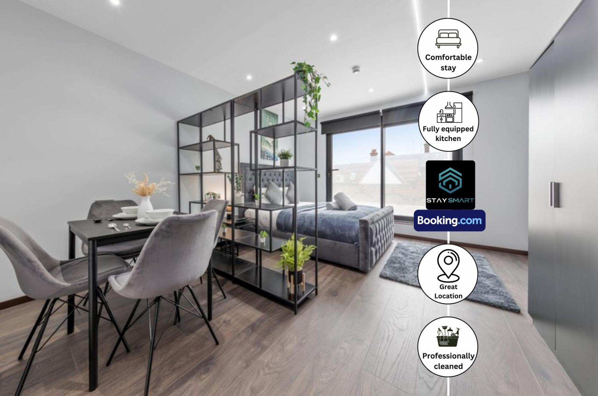 Stylish Studio Apt By Stay Smart Short Lets & Serviced Accommodation Woodstock With Free Wifi لندن المظهر الخارجي الصورة