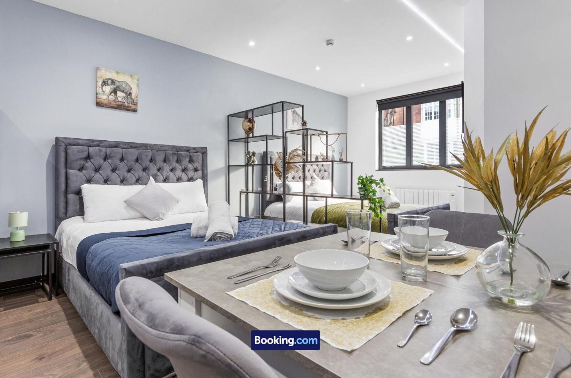 Stylish Studio Apt By Stay Smart Short Lets & Serviced Accommodation Woodstock With Free Wifi لندن المظهر الخارجي الصورة