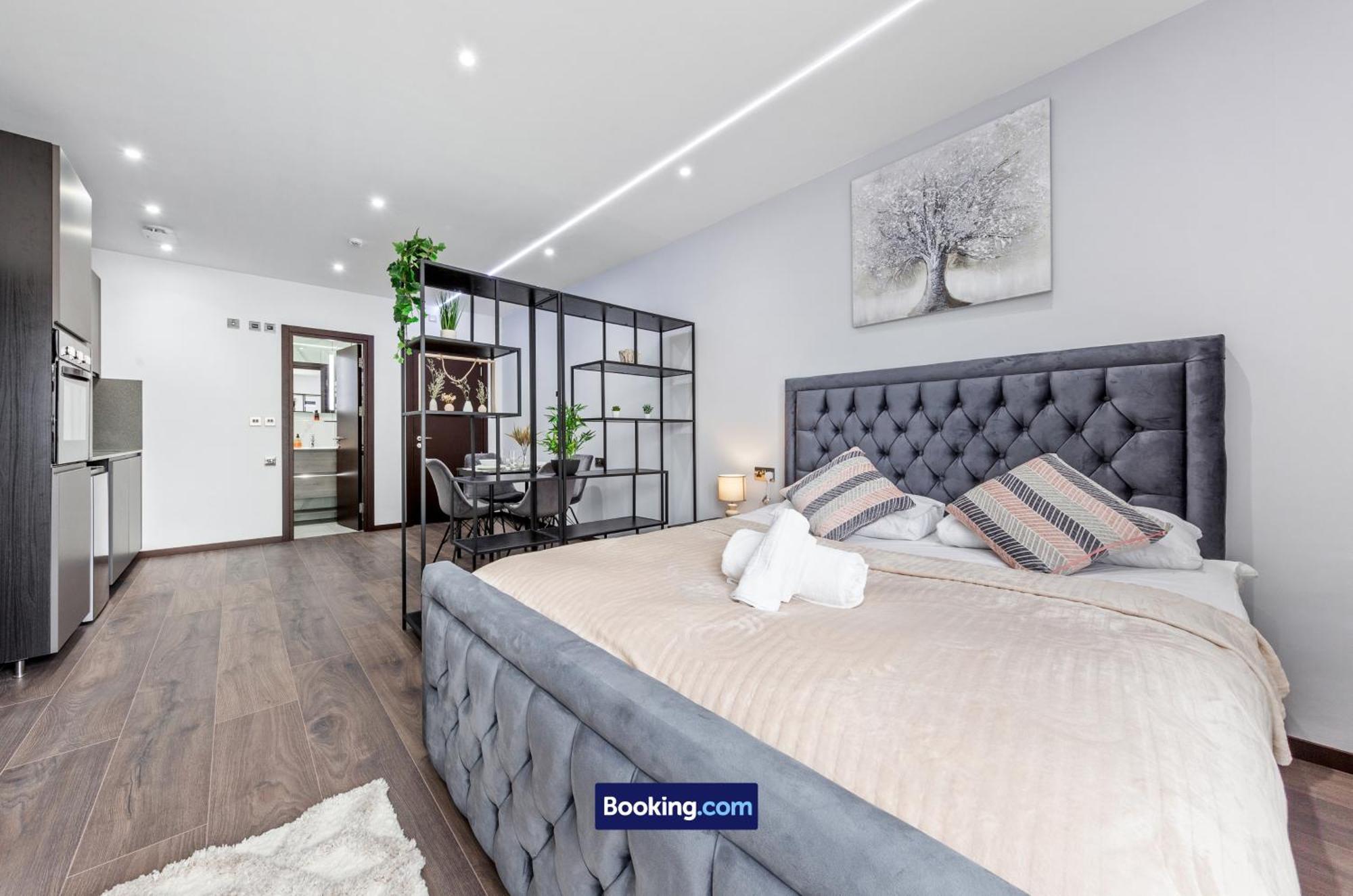 Stylish Studio Apt By Stay Smart Short Lets & Serviced Accommodation Woodstock With Free Wifi لندن المظهر الخارجي الصورة